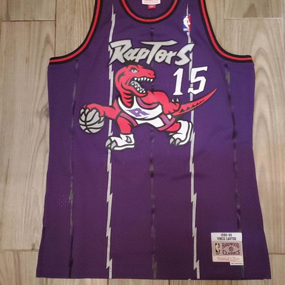 Mitchell & Ness Raptors Jersey #15